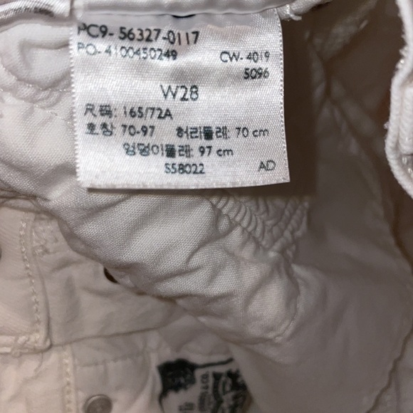 Levi’s 501 Shorts - Picture 3 of 3